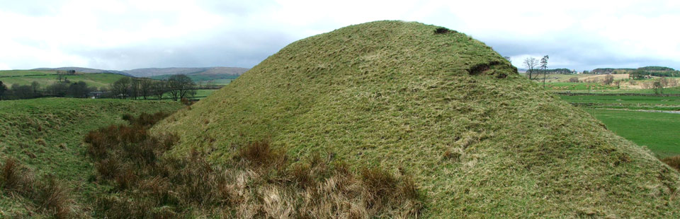 CASTLE HOWE